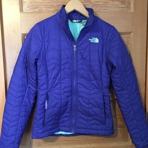 North face puffy jacket